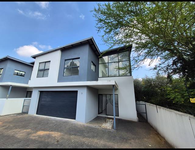 3 BEDROOM DUPLEX FOR SALE IN RIVONIA